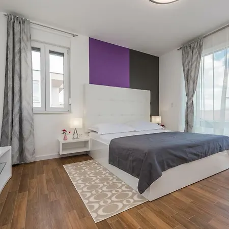 Luxury Penthouse Mandre