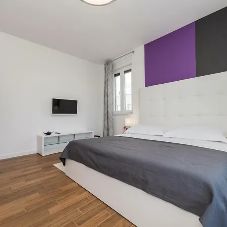 Apartment Luxury Penthouse Mandre