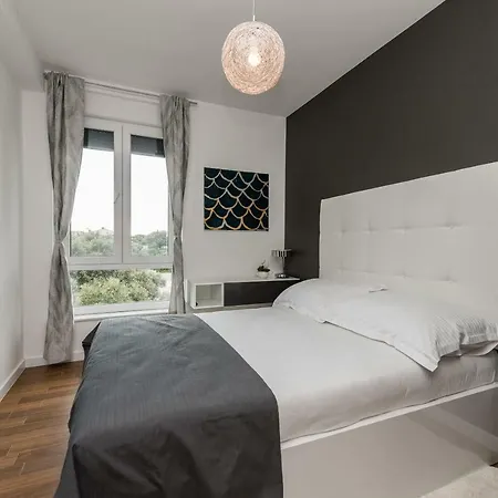 Luxury Penthouse Mandre