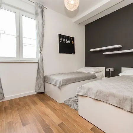 Luxury Penthouse Mandre