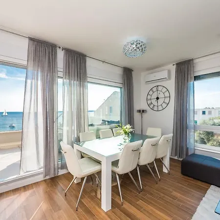 Lägenhet Luxury Penthouse Mandre