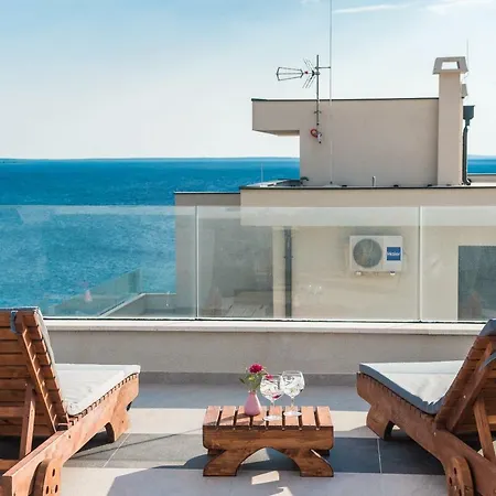 Luxury Penthouse *