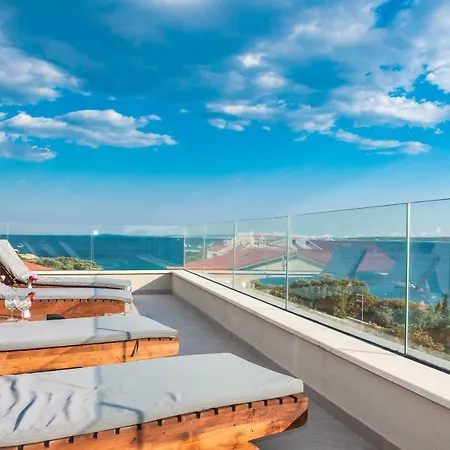 Luxury Penthouse Appartement *