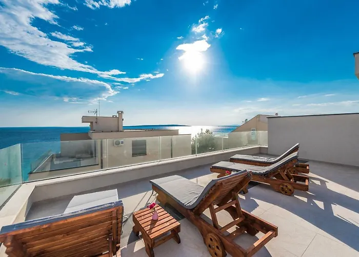 Luxury Penthouse * 曼德雷
