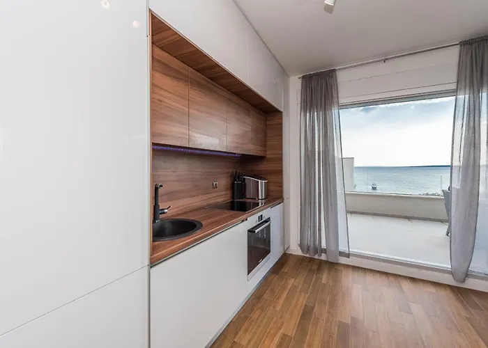 Luxury Penthouse * 曼德雷