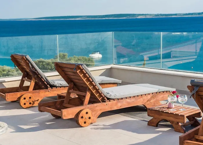 Luxury Penthouse * 曼德雷