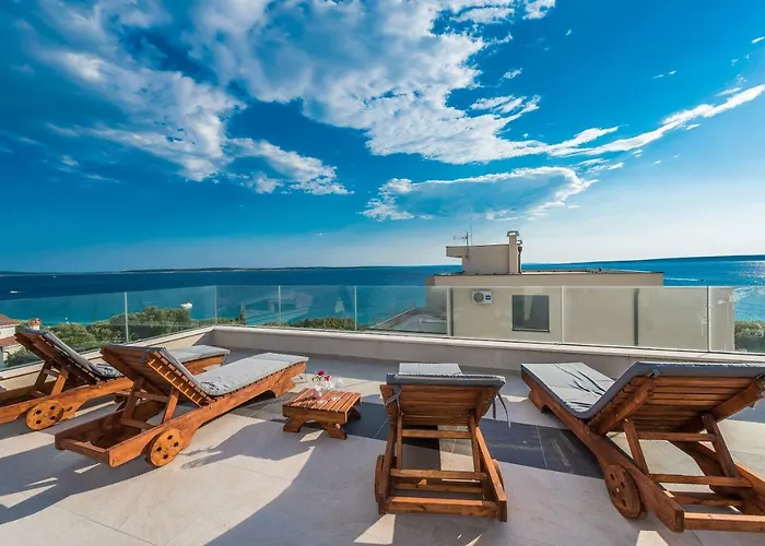 Luxury Penthouse 曼德雷